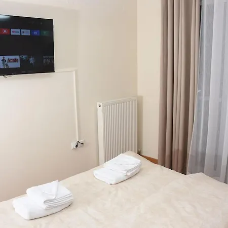 Modern Balcony & Free Parking Apartment Sparta