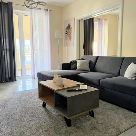 Modern Balcony & Free Parking * Sparta