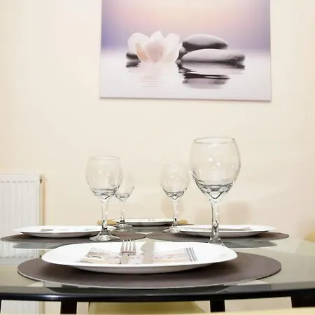 Apartment Modern Balcony & Free Parking *