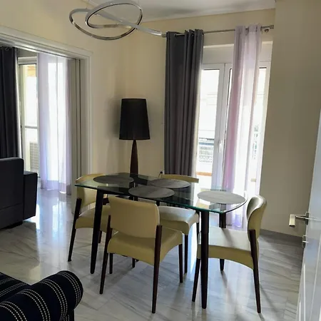 Modern Balcony & Free Parking דירה *