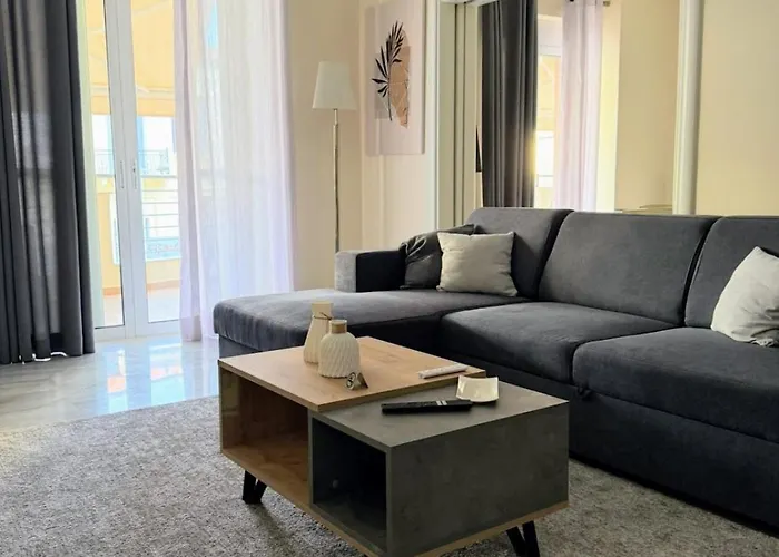 Modern Balcony & Free Parking * Sparta