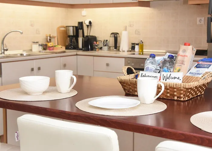 Modern Balcony & Free Parking Sparta