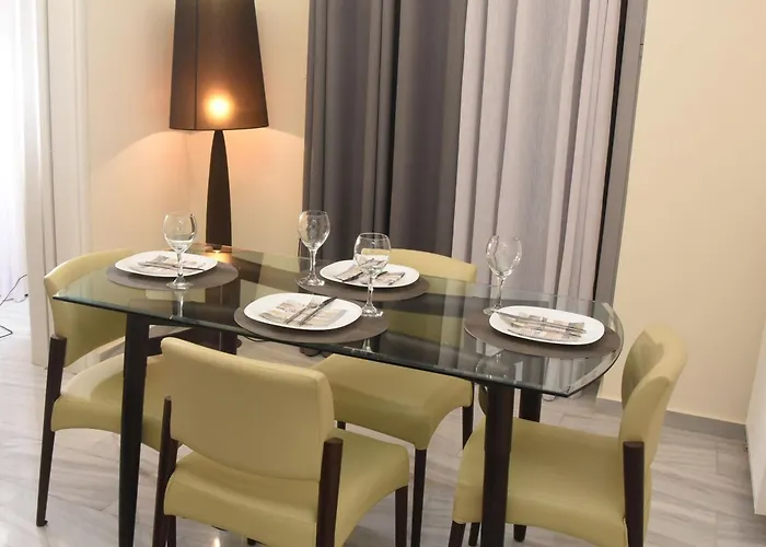 Apartmán Modern Balcony & Free Parking